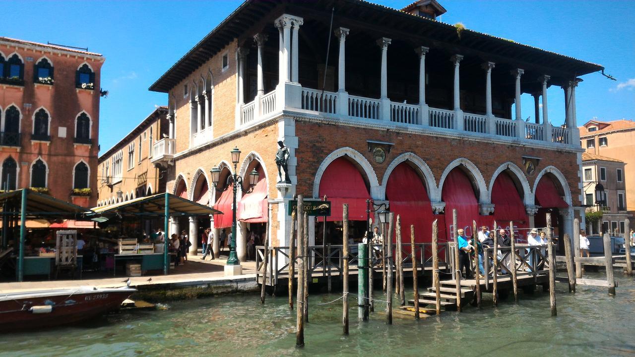 Love Island Venice Exterior photo